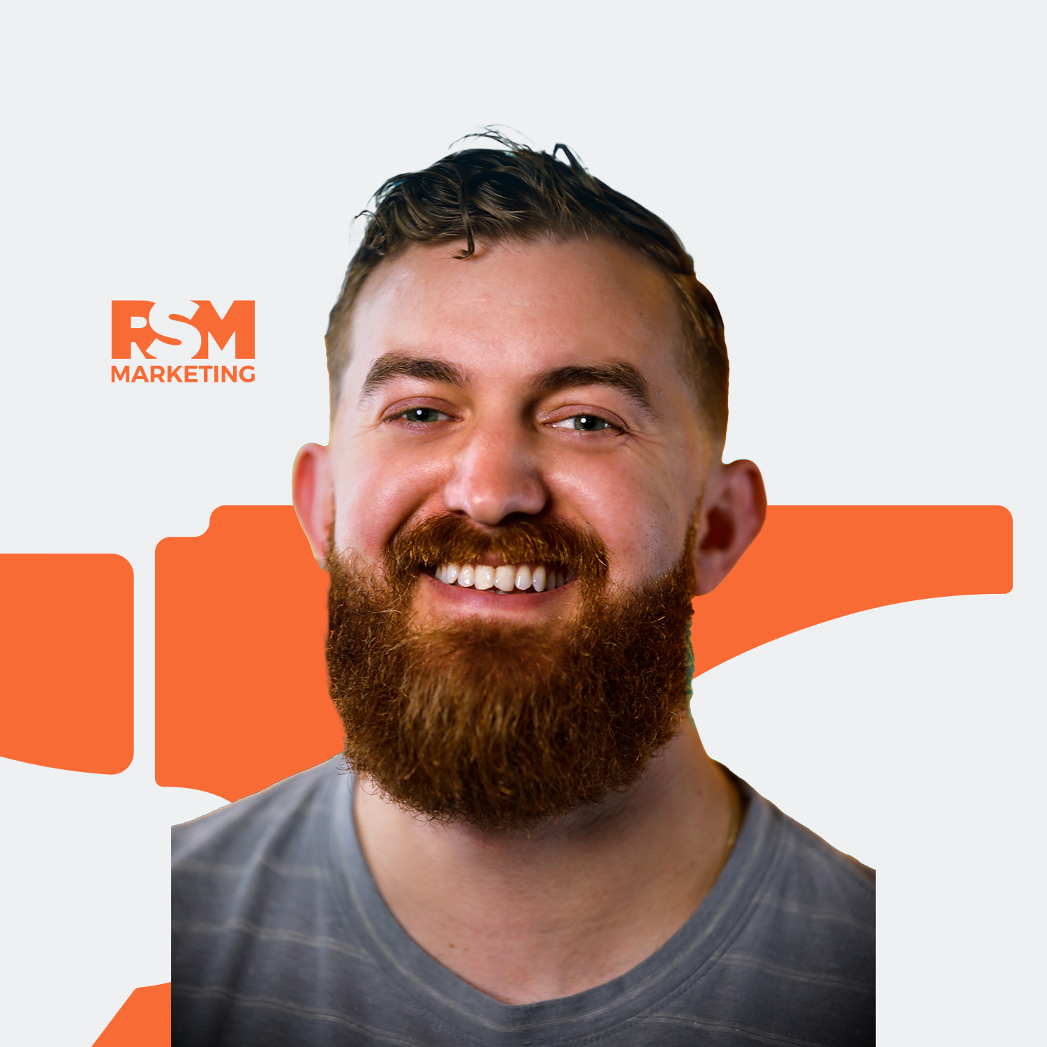 Alex peters-paid media team lead-headshot