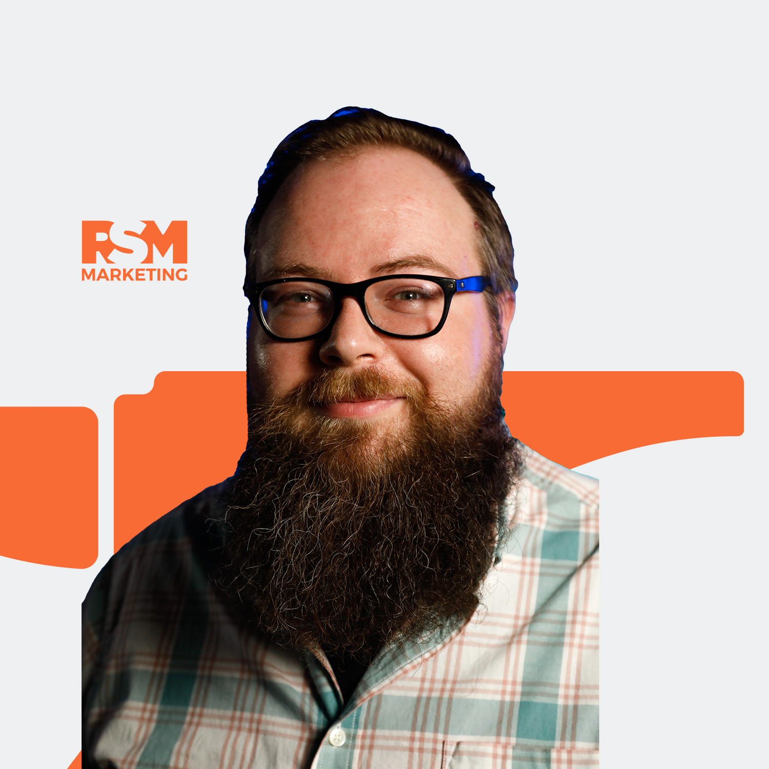 Dj dixon-web operations lead-headshot